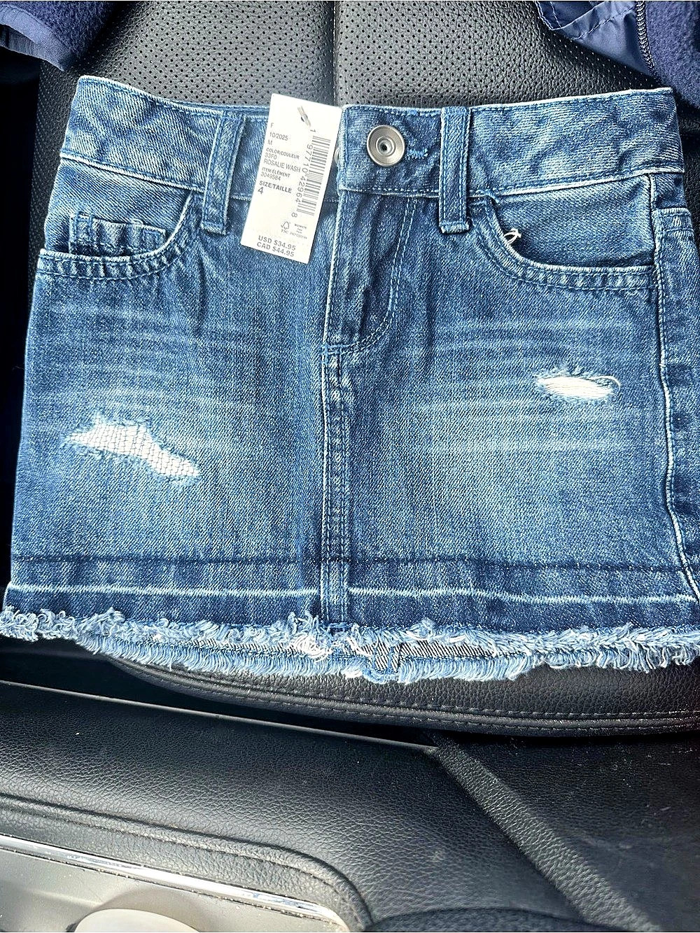 The children’s place denim skirt in Blue Size 4